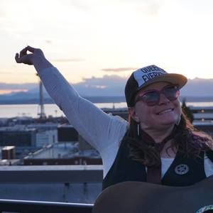 Meet your Posher, Jen